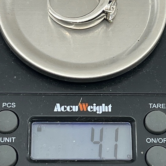 💎 Vintage 925 Sterling Silver Solitaire CZ Ring Size 7 - Picture 16 of 17